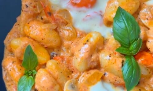 Cheats Gnocchi In Pink Sauce