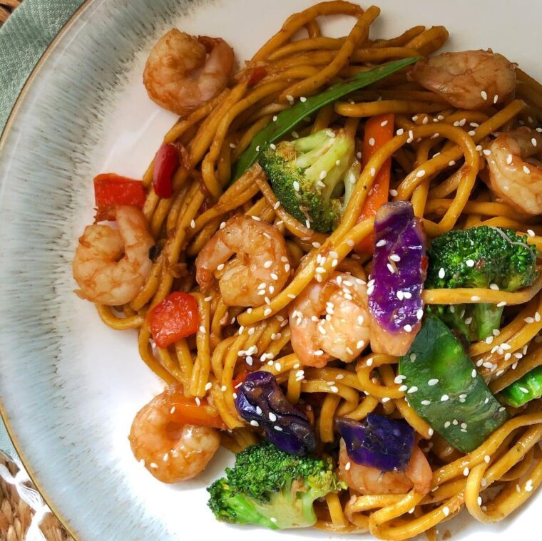 Easy Prawn Hokkien Noodles