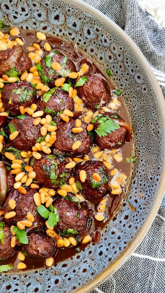 Kafta In Pomegranate Sauce