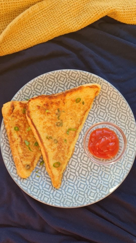Masala Egg Toast