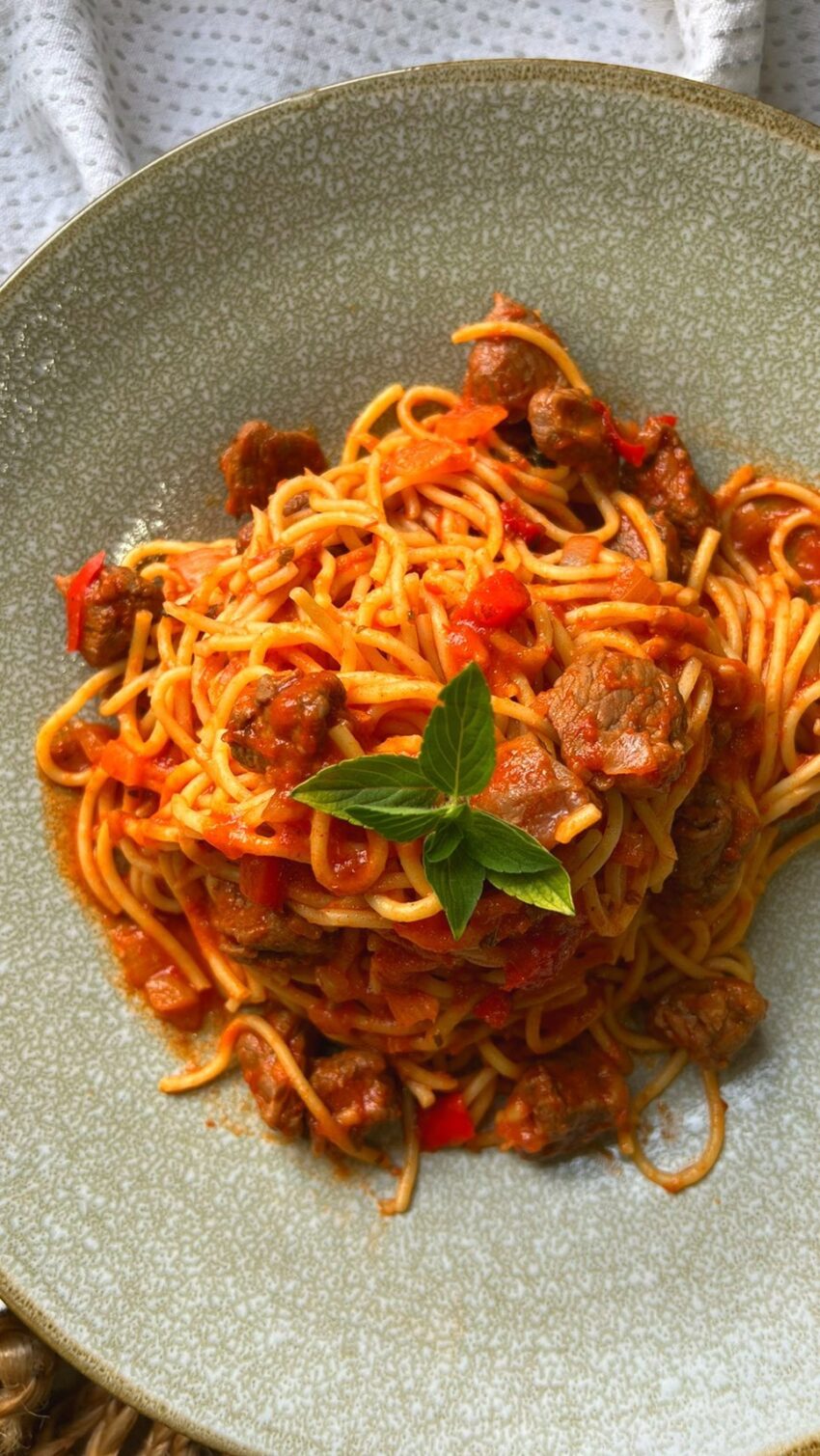 Meat Pieces Spaghetti