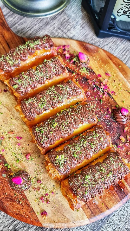 Nutella And Lotus Znoud Elset