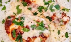 Smothered Cheesy Sour Cream Chicken