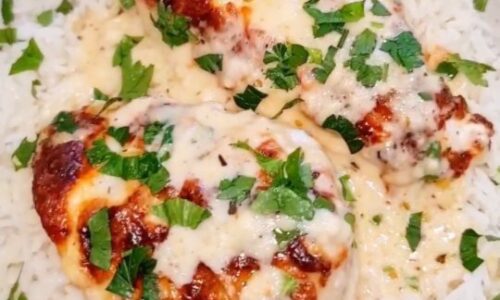 Smothered Cheesy Sour Cream Chicken