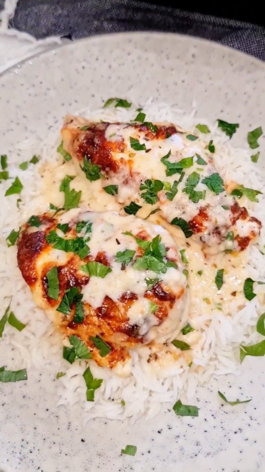 Smothered Cheesy Sour Cream Chicken