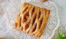 Apple Pies