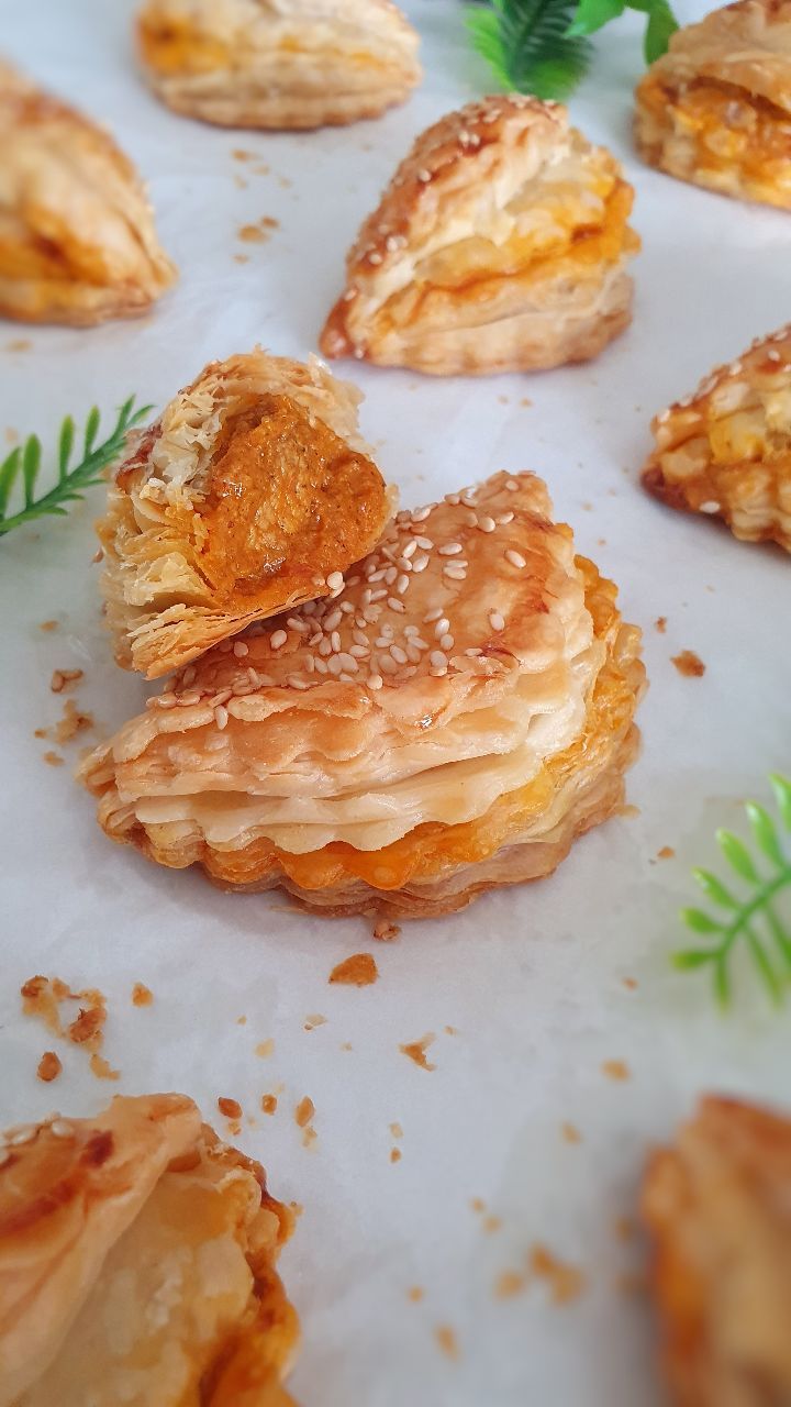 Butter Chicken Pies