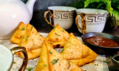 Crispy Panjabi Veg Samoosas