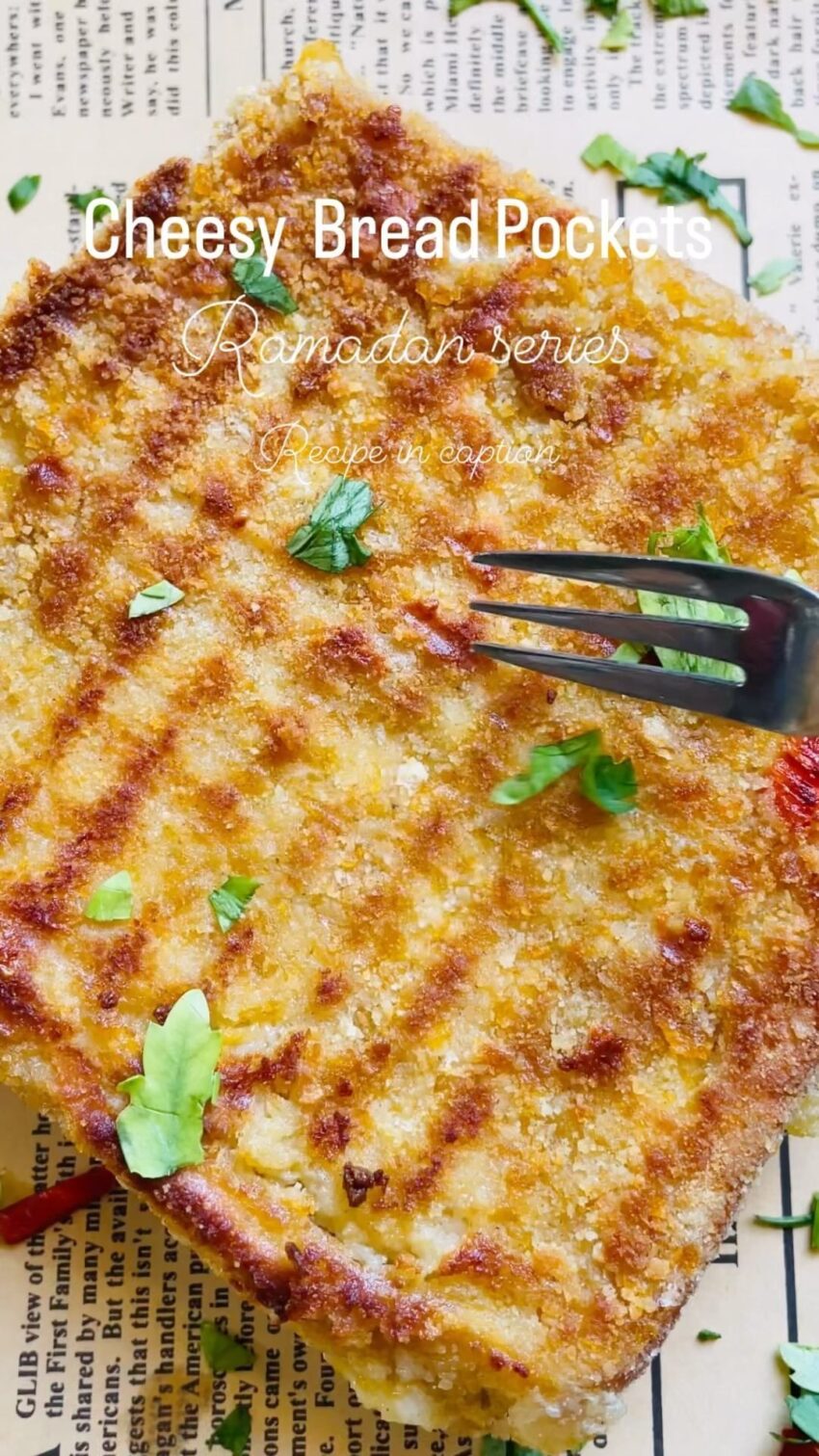 Crispy Tandoori Chicken & Cheese Bread Pockets