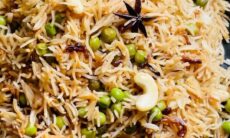 Golden Brown Peas Pulao