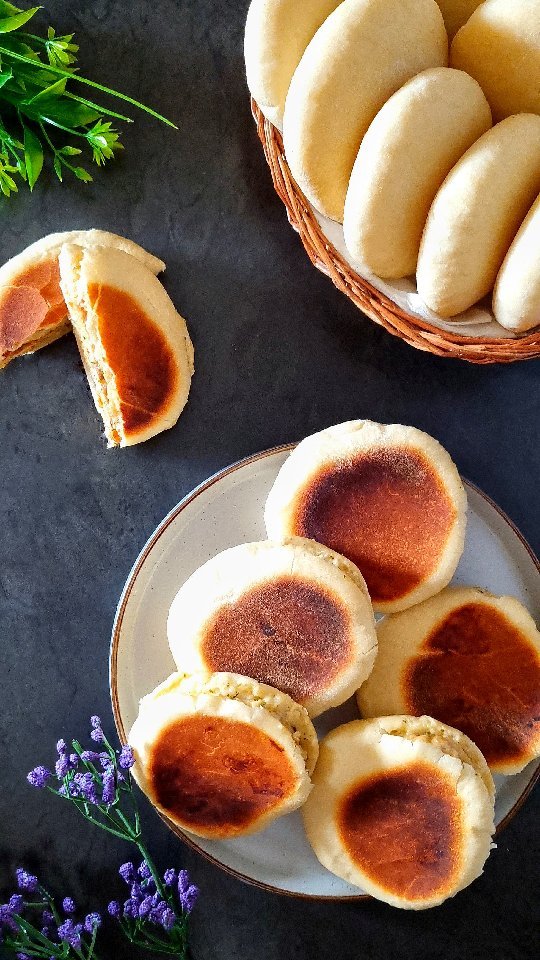 Lemon Butter Grilled Pitas