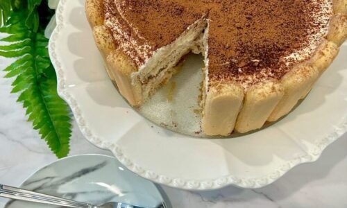 Tiramisu Cake