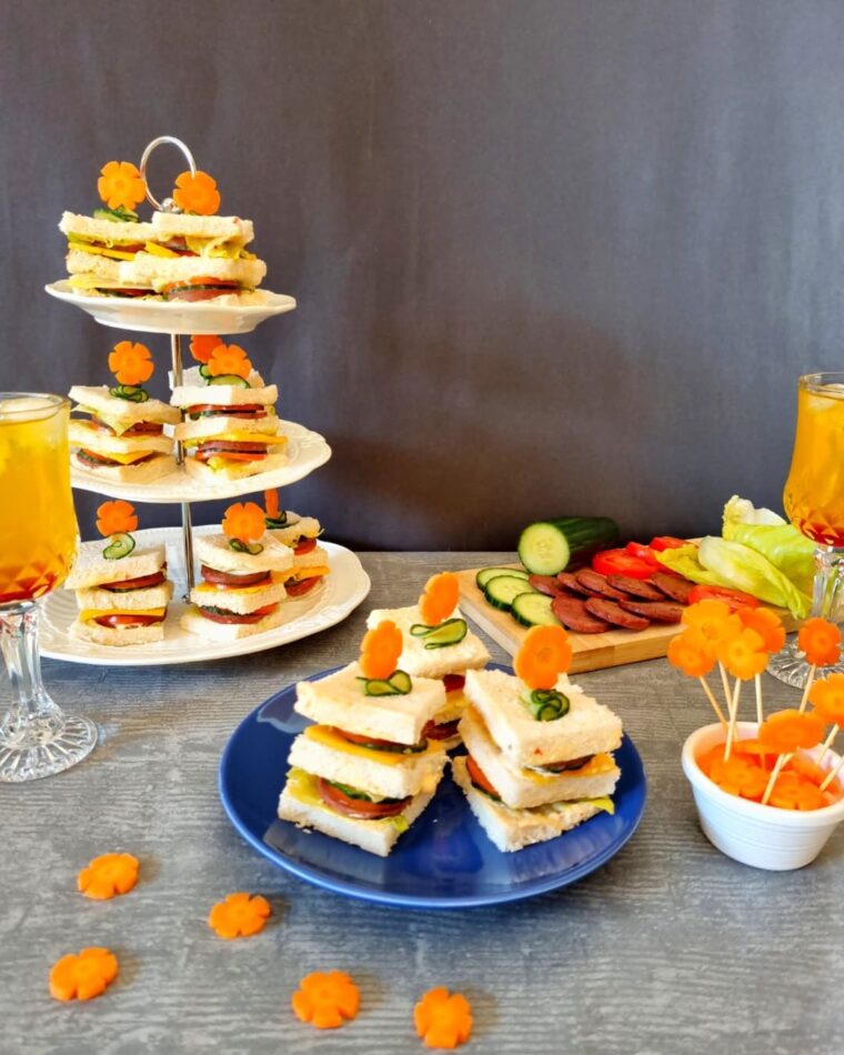 Cream Cheese & Polony Cold Sandwiches