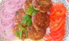 Crispy Aaloo Chicken Kabab