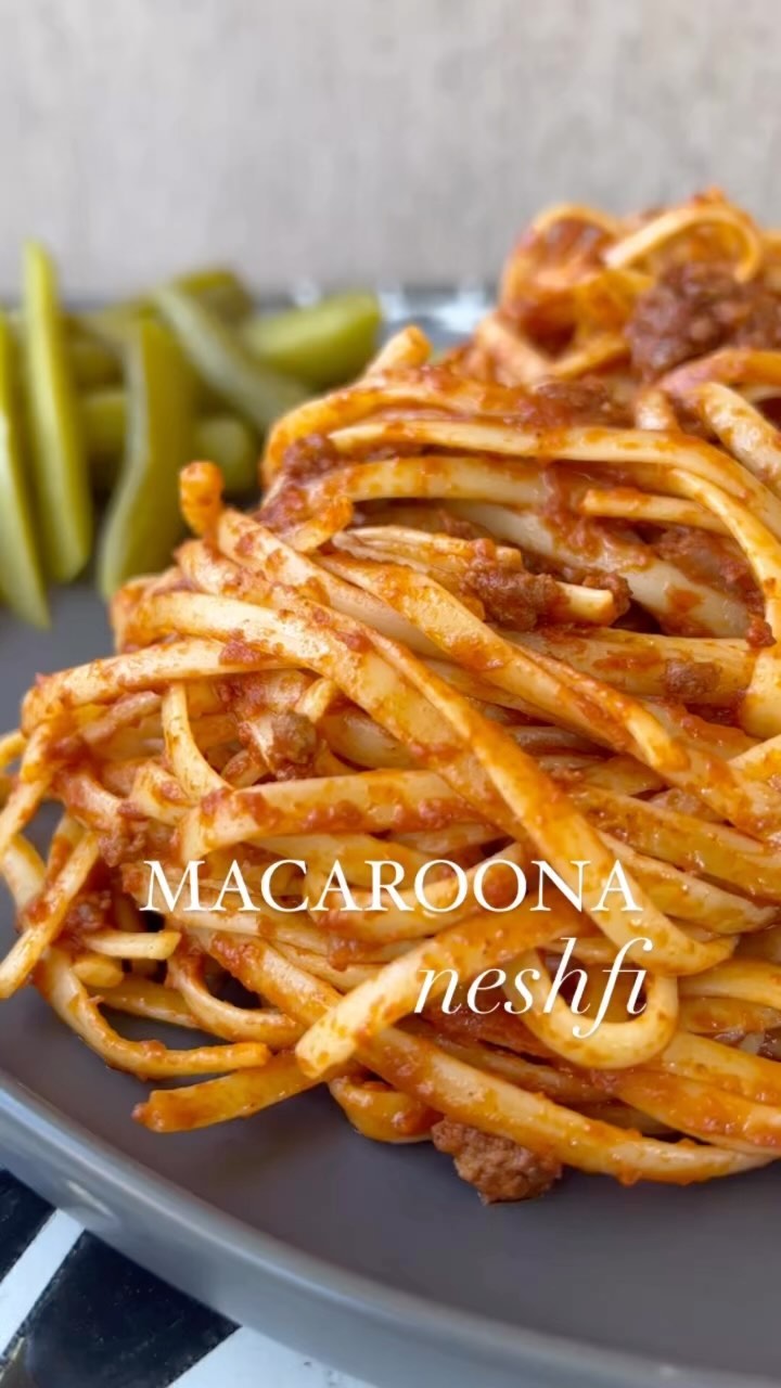 Macaroona Banadoorah “Neshfi”