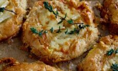Mini Peach Brie Tarts