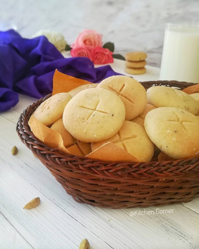 Nan Khatai
