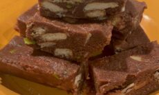 No Bake Chocolate Biscuit Slice
