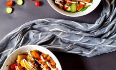 Spicy Chickpeas And Rosted Vegetables Bowls