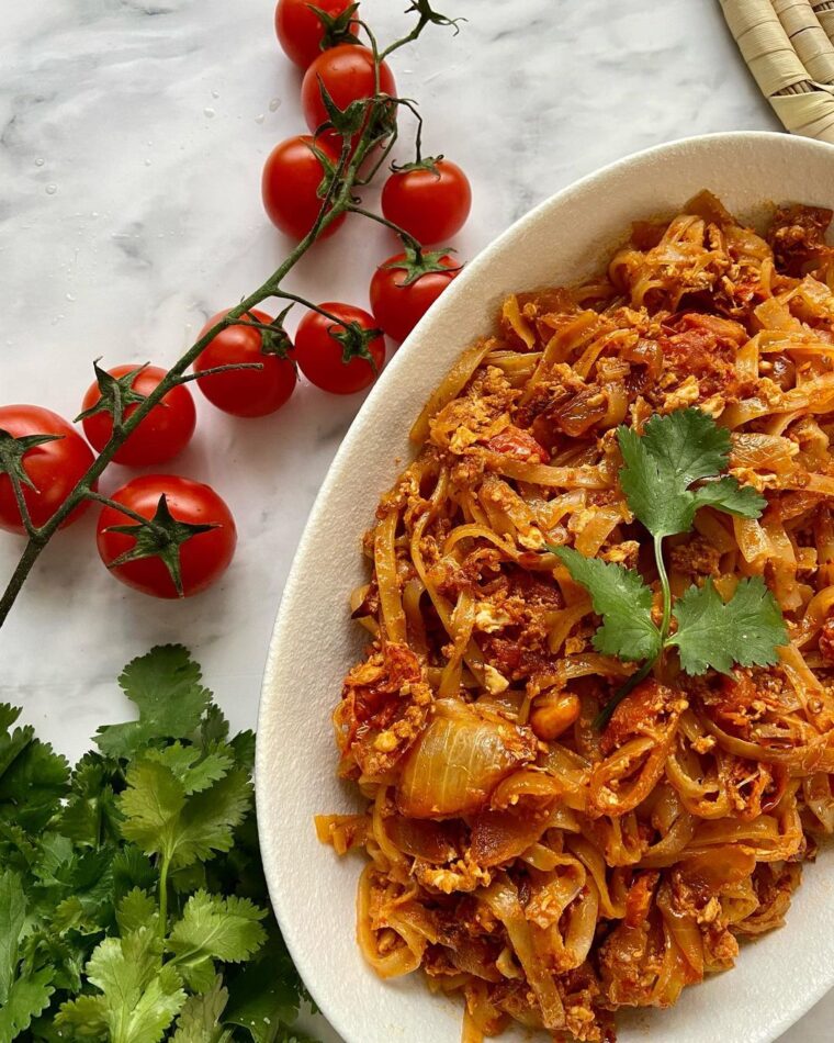 Tomato And Chilli Noodles