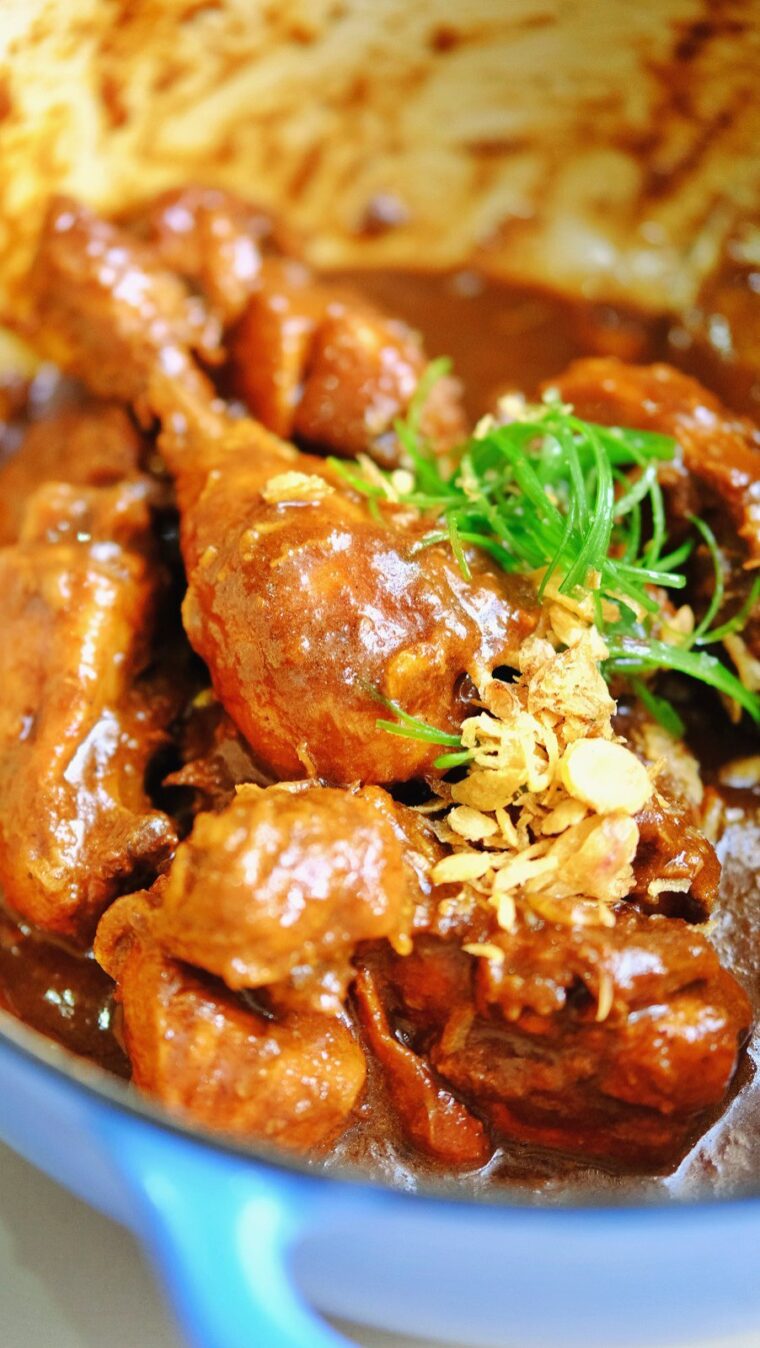 Chicken Stew In Sweet Soy Sauce / Ayam Semur