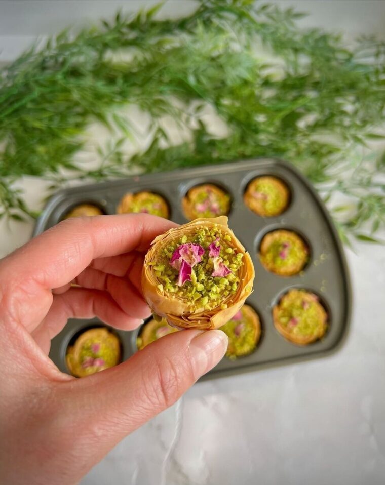 Mini Baklawa Cupcake