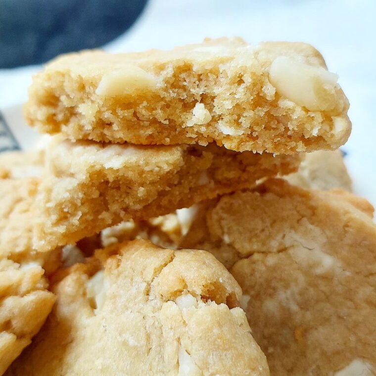 White Chocolate Macadamia Cookies