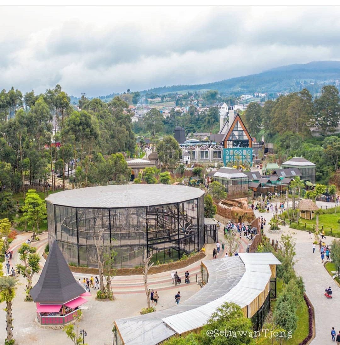 Java Island - Lembang Park and Zoo