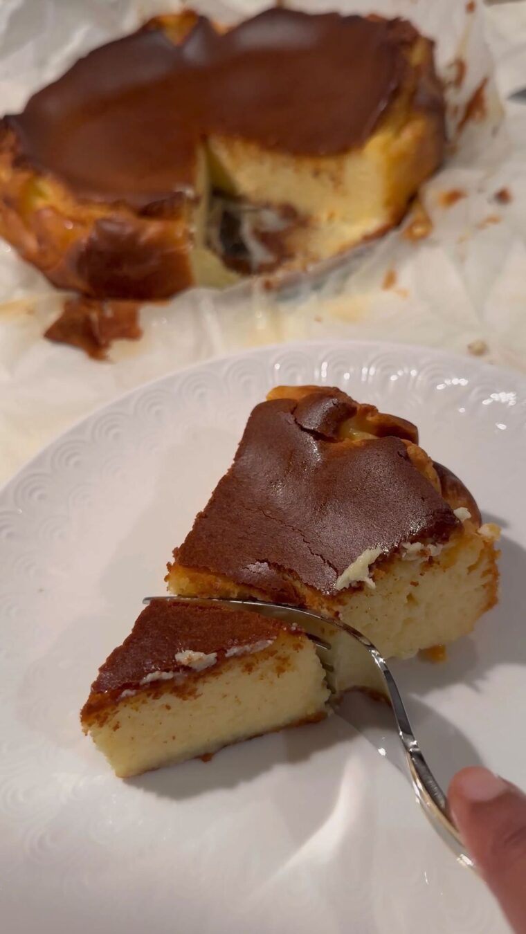Easy Burnt Basque Cheesecake