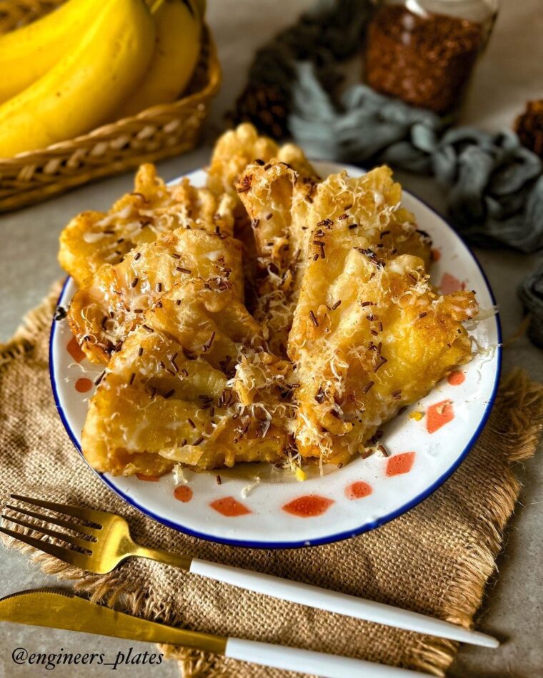 Pisang Goreng (Banana Fritter)