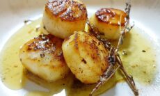 Scallops With Herbed Brown Butter