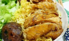 Soy Sauce Chicken Noodles