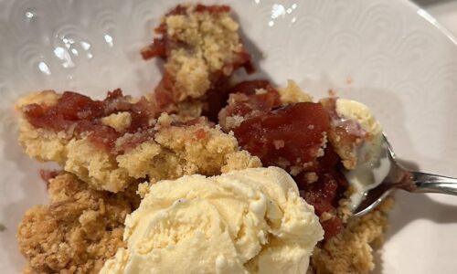 Cranberry Strawberry And Apple Crumble - Snacks & Sweets Recipes dari Apple