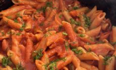 Simple Tomato Garlic Chilli Pasta