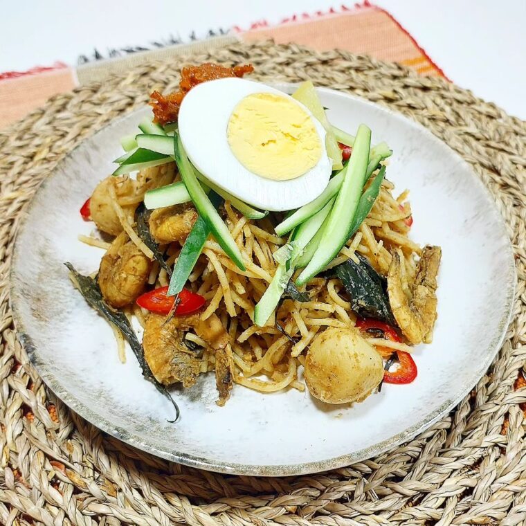 Stir Fried Prawn Laksa