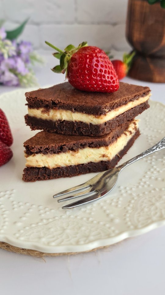 3 Ingredient Brownies With A Cheesecake Filling