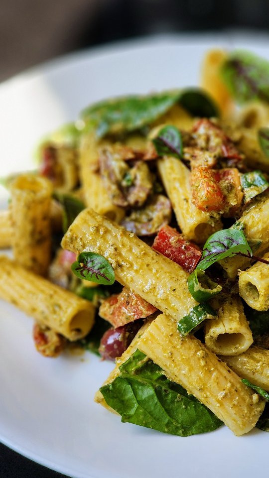 Easy Pesto Pasta