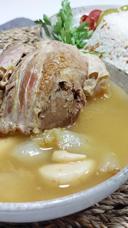 Kuzu Incik Haşlama (Turkish Boiled Lamb Shanks)
