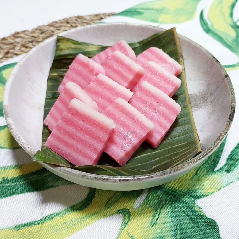 Rose & Coconut Milk Kue Lapis