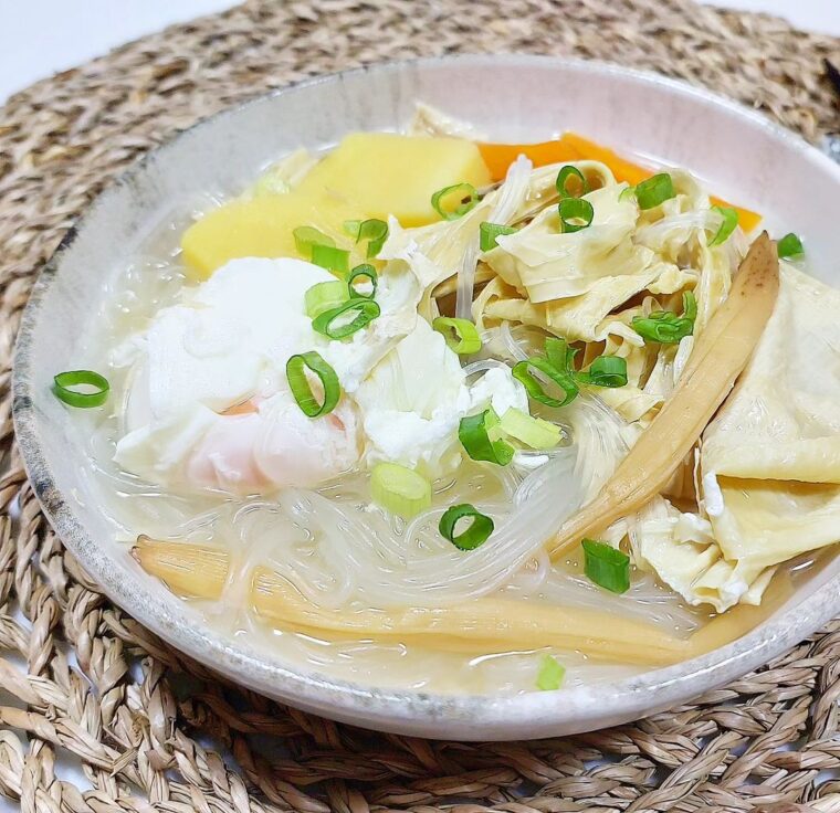 Sup Tahu Kering (Tofu Skin Soup)