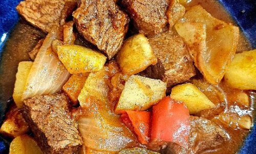 Beef Pieces And Veggies In The Oven