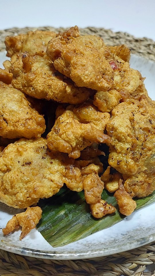 Cucur Udang Geragau (Dried Krill Fritters)