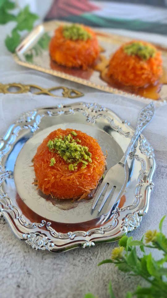 Knafeh
