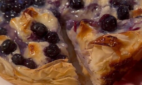 Scrunched Filo Blueberry Cake With Mascarpone - Snacks & Sweets dari Blueberry