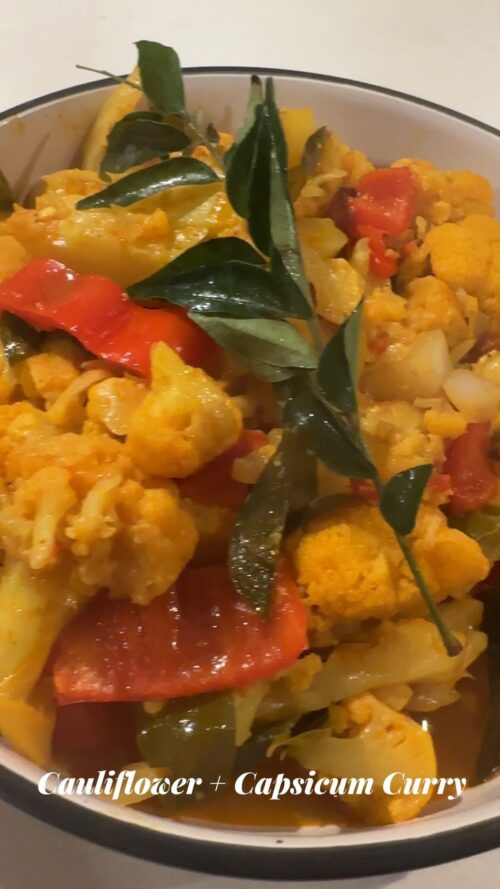 Cauliflower capsicum curry spicy