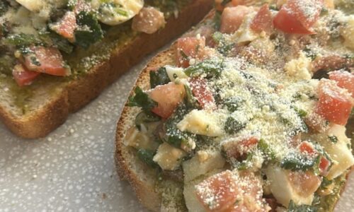 Spicy Egg & Pesto Toast