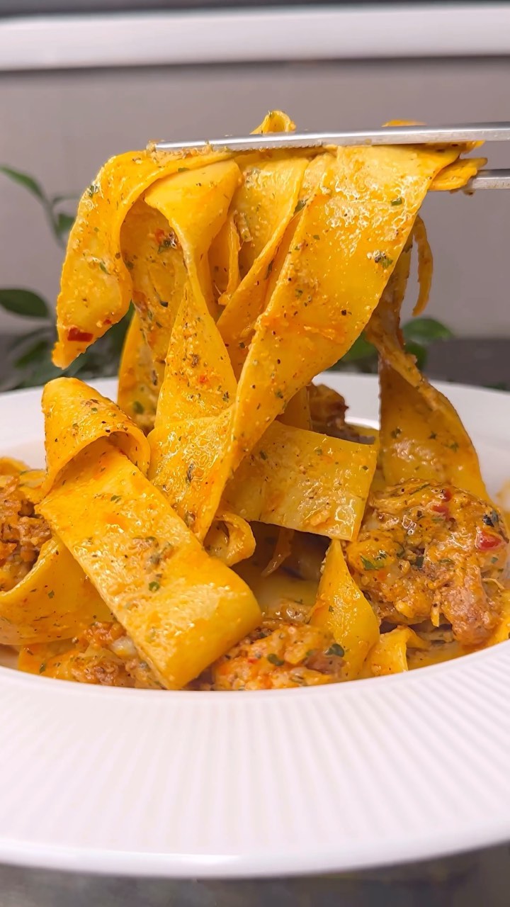Spicy King Prawn Fettuccine