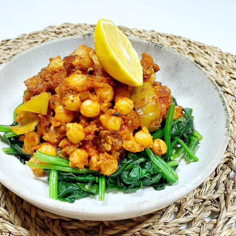 Tunisian Harissa Chickpeas & Spinach Salad