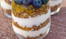 Blueberry Granola Cups