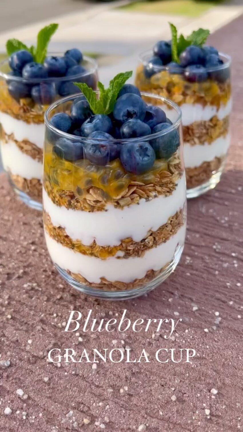 Blueberry Granola Cups